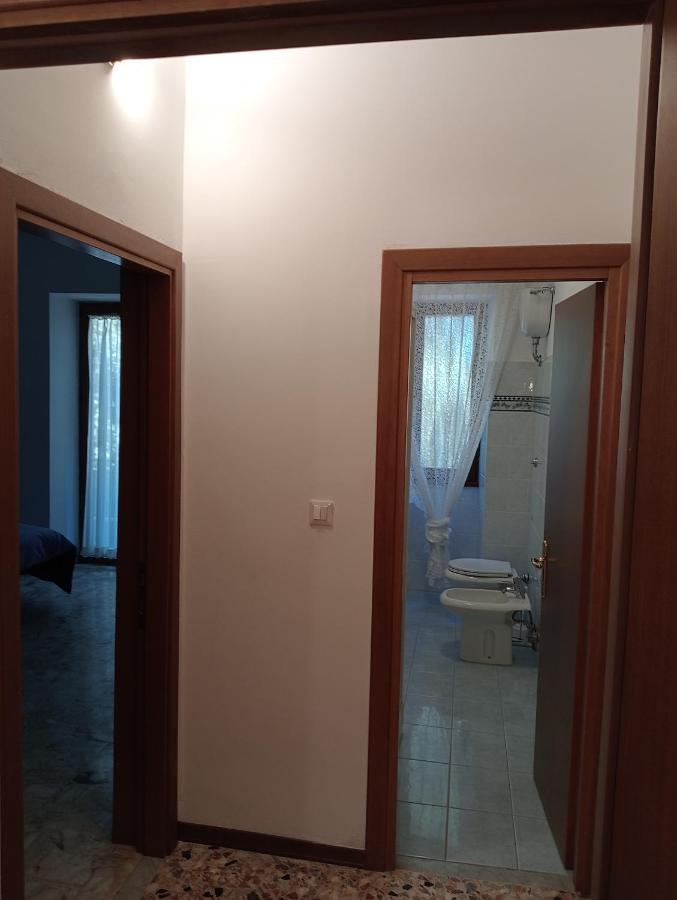 Bici Grill Decimo Miglio Aeroporto Ciampino Francigena Country House Luaran gambar